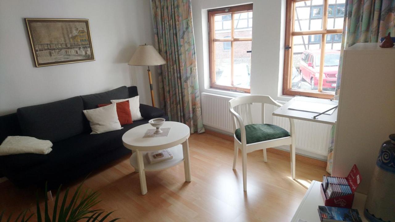 Haus Zum Kleinen Helm Apartment Erfurt Luaran gambar