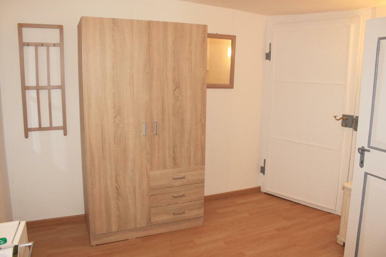 Haus Zum Kleinen Helm Apartment Erfurt Luaran gambar