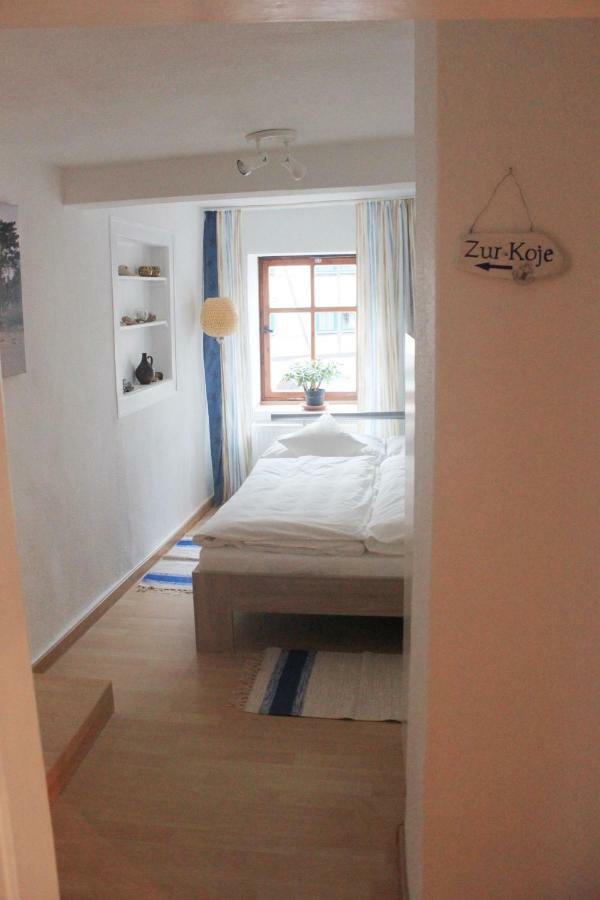 Haus Zum Kleinen Helm Apartment Erfurt Luaran gambar