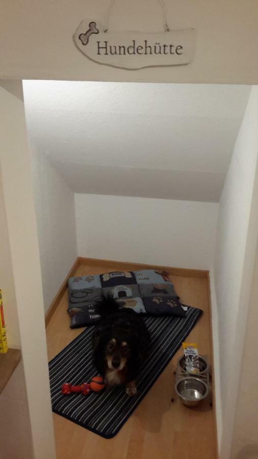 Haus Zum Kleinen Helm Apartment Erfurt Luaran gambar