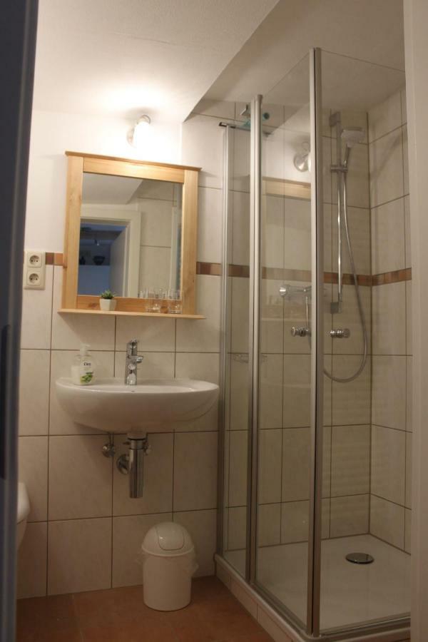 Haus Zum Kleinen Helm Apartment Erfurt Luaran gambar